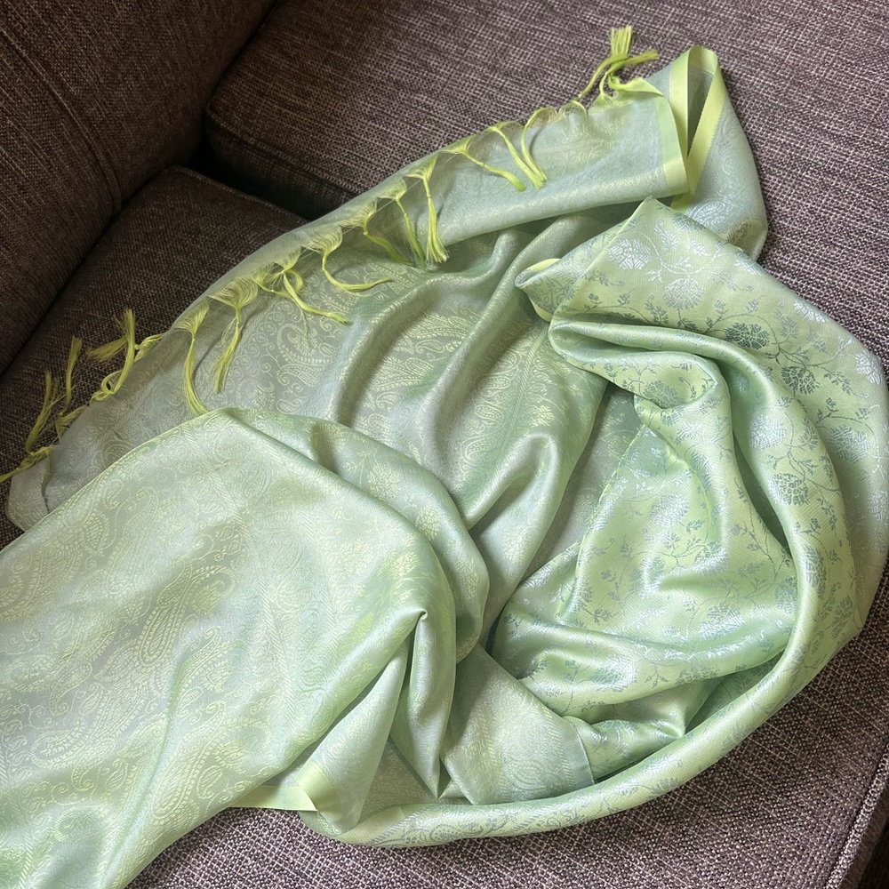 scarf - Picture 7 of 9